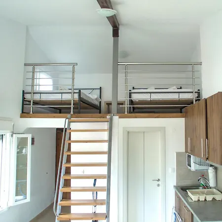 Stavros Lay In * Ano Stavros