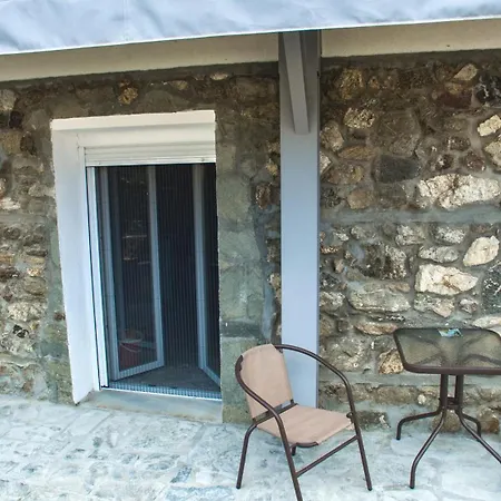 Stavros Lay In * Ano Stavros