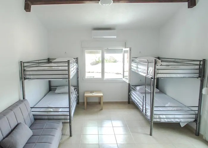 Stavros Lay In * Ano Stavros