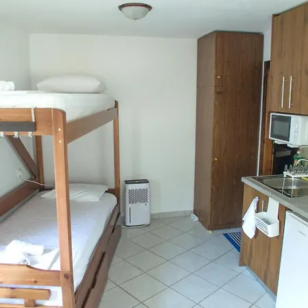 Stavros Lay In Hotel apartamentowy Ano Stavros