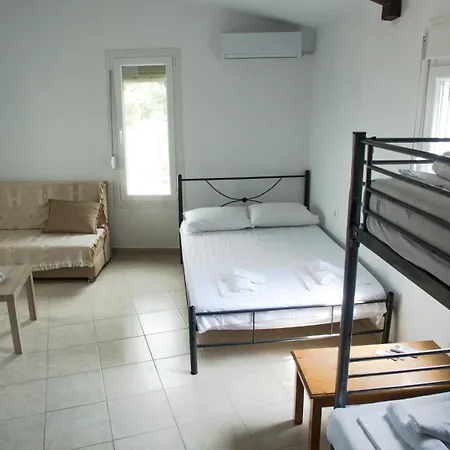 Stavros Lay In Hotel apartamentowy